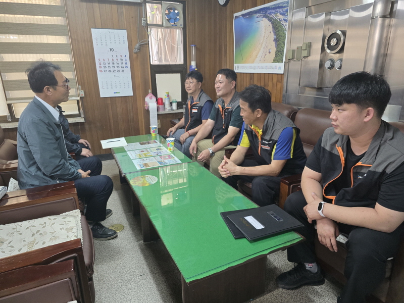 b4825cda8dfbc2dc60005f3007d3968f_1759192