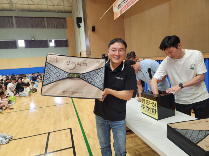 8f165fd8604ca5ebc856ceb1cc2f00a4_1758778