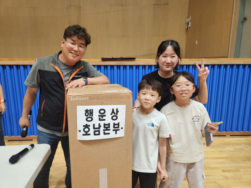 8f165fd8604ca5ebc856ceb1cc2f00a4_1758778