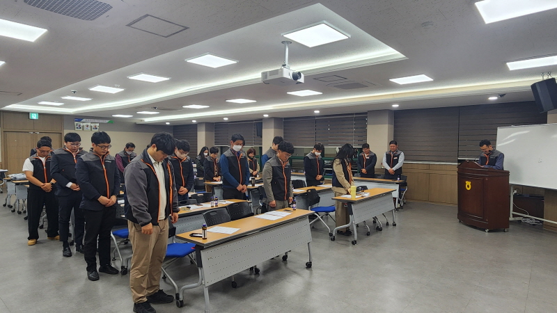 0a22e7141b1e1add6e9a01c2583b64a4_1761870743_2399.jpg 0a22e7141b1e1add6e9a01c2583b64a4_1761870