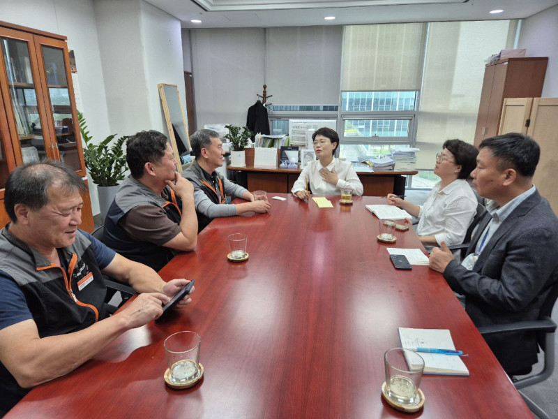 d3c6492d2873cd88a209cacea5c7eb21_1759293