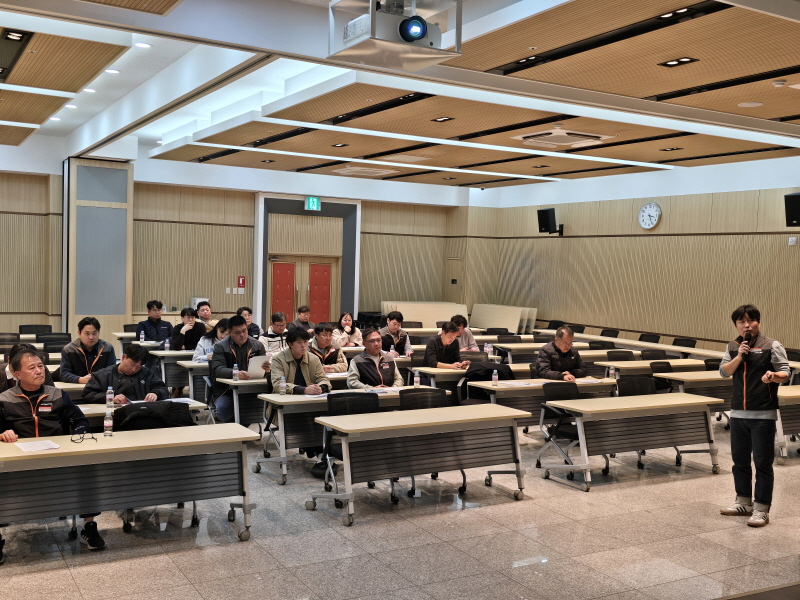 0906537f474afb13e98af1e030707c58_1763946