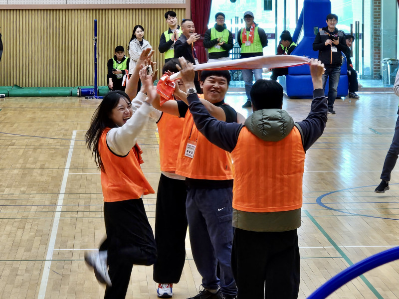 1afaa074a2c8e9e3c94296732421b7ac_1763355