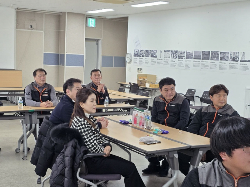 c6415c928140026d3f4f2464fdec49d2_1765932